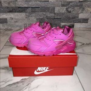 Baby Nike Huarache Kicks
